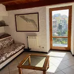 Isola With Terrace And Stunning Sea View