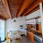 Isola With Terrace And Stunning Sea View Apartmán *