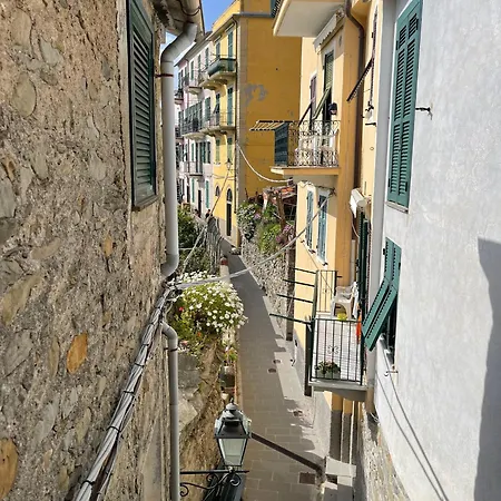 Isola With Terrace And Stunning Sea View Apartman