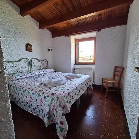 Isola - In The Center With Terrace - Sea View & Ac * Corniglia