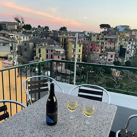 Isola - In The Center With Terrace - Sea View & Ac Apartment Corniglia
