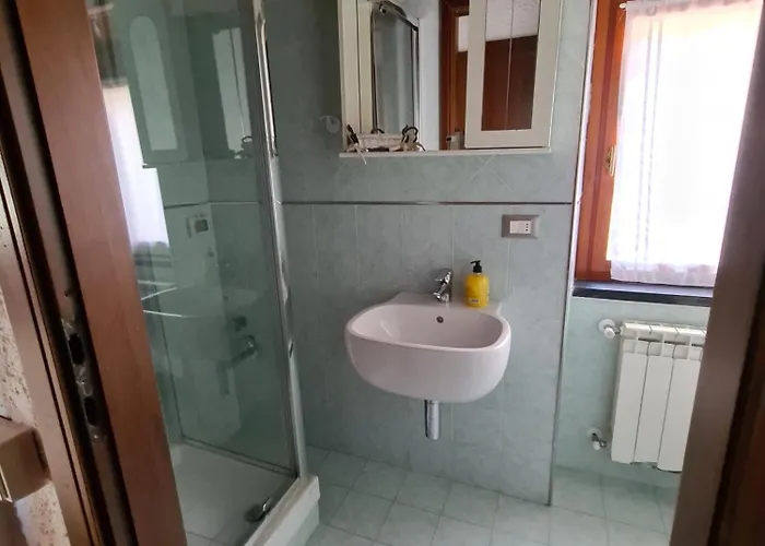Apartament Isola With Terrace And Stunning Sea View